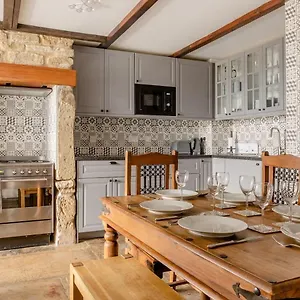  Apartment Delightful 2 Bed Flat In Old Mill-private Garden United Kingdom